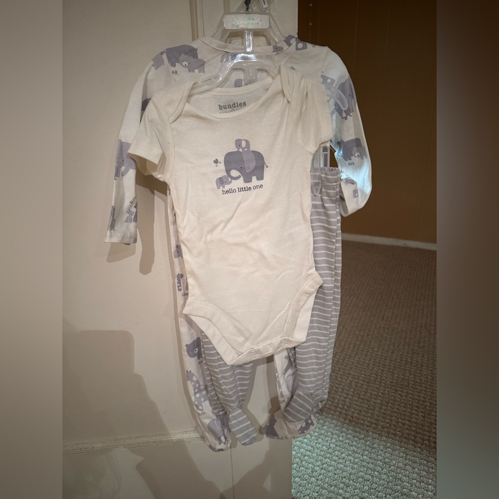 Bundles Baby Place 3 Piece Set Onesie, Pants, Footie NWT